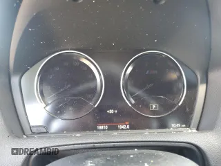 2018 BMW M2 z VIN WBS1J5C53J7B70153, wystawiony jako Copart lot #47081155 z przebiegiem Nie podano mil oraz Szkoda całkowita • Salvage title. Historia ofert i sprzedaży dostępna na DreamBid. Obrazek 9.