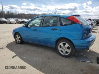 2007 Ford Focus S with VIN 1FAHP37NX7W325396, listed as a Copart auction lot 47282355 with 202,628 mi miles and Salvage Title. Bid and sale history available at carsss.com. Image 2.