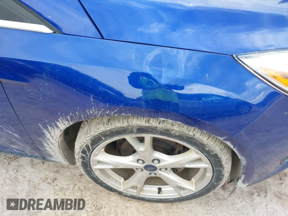 2015 Ford Focus Titanium with VIN 1FADP3J27FL298882, listed as a IAAI auction lot 42117247 with 124,185 mi miles and . Bid and sale history available at carsss.com. Image 17.