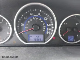 2012 Hyundai Veracruz Limited with VIN KM8NU4CC0CU185229, listed as a IAAI auction lot 41612829 with 179,666 mi miles. Bid and sale history available at carsss.com. Image 7.