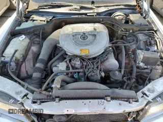 1985 Mercedes-Benz 380 z VIN WDBCA32C1FA105232, wystawiony jako Copart lot #55124875 z przebiegiem 150 676 mil mil oraz Czysty tytuł • Clean title. Historia ofert i sprzedaży dostępna na DreamBid. Obrazek 11.
