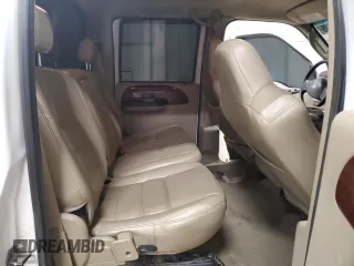 2006 Ford Super Duty F-250 XL with VIN 1FTSW21PX6EA45201, listed as a Copart auction lot 49687615 with 205,807 mi miles and Clean Title. Bid and sale history available at carsss.com. Image 10.