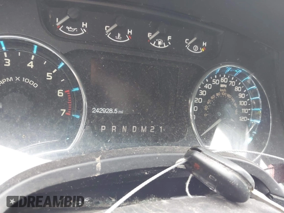 2011 Ford F-150 XL with VIN 1FTFW1EF3BFB82868, listed as a IAAI auction lot 41172587 with 242,928 mi miles. Bid and sale history available at carsss.com. Image 7.