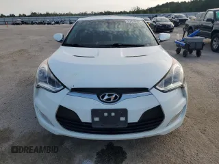 2013 Hyundai Veloster w/Gray Int with VIN KMHTC6ADXDU130886, listed as a Copart auction lot 57478095 with 130,008 mi miles and Salvage title. Bid and sale history available at DreamBid. Image 5.