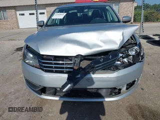 2013 Volkswagen Passat SE with VIN 1VWBH7A36DC001528, listed as a IAAI auction lot 42568026 with 186,814 mi miles and . Bid and sale history available at DreamBid. Image 6.