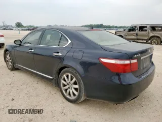 2008 Lexus LS 460 z VIN JTHBL46F385082774, wystawiony jako Copart lot #57446015 z przebiegiem 195 602 mil mil oraz Szkoda całkowita • Salvage title. Historia ofert i sprzedaży dostępna na DreamBid. Obrazek 2.