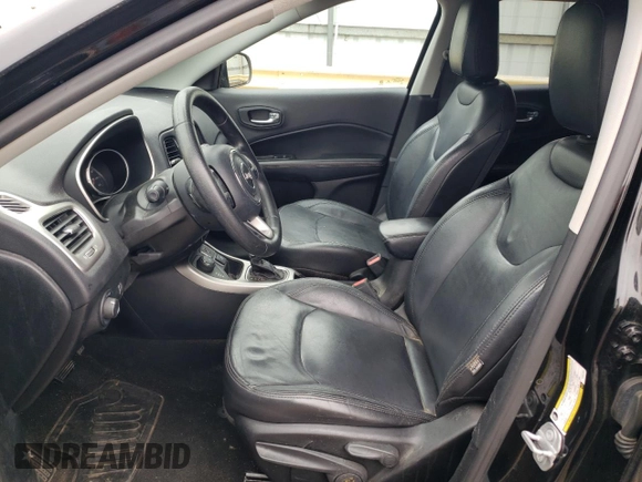 2017 Jeep Compass Sport z VIN 3C4NJDAB8HT647349, wystawiony jako Copart lot #56523595 z przebiegiem 86 728 mil mil oraz Szkoda całkowita • Salvage title. Historia ofert i sprzedaży dostępna na DreamBid. Obrazek 7.