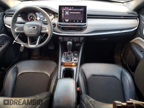 2023 Jeep Compass Latitude with VIN 3C4NJDBN9PT521329, listed as a Copart auction lot 47095775 with 32,213 mi miles and Salvage Title. Bid and sale history available at DreamBid. Image 8.