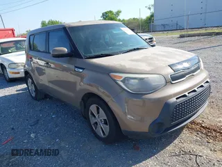 2015 Kia Soul with VIN KNDJN2A22F7137541, listed as a IAAI auction lot 42014753 with 226,370 mi miles. Bid and sale history available at carsss.com. Image 1.