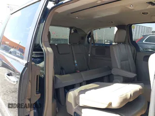 2015 Chrysler Town & Country Touring with VIN 2C4RC1BG5FR521339, listed as a IAAI auction lot 41984089 with 107,275 mi miles and . Bid and sale history available at DreamBid. Image 8.