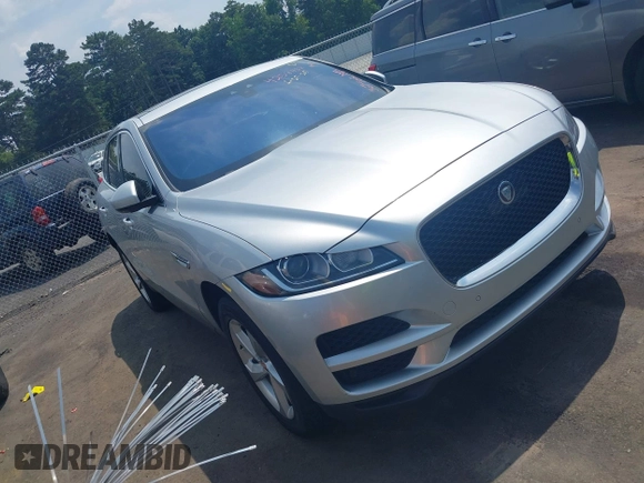 2019 Jaguar F-Pace 25t Premium z VIN SADCJ2FX2KA367462, wystawiony jako IAAI lot #42581132 z przebiegiem 98 706 mil mil oraz . Historia ofert i sprzedaży dostępna na DreamBid. Obrazek 1.
