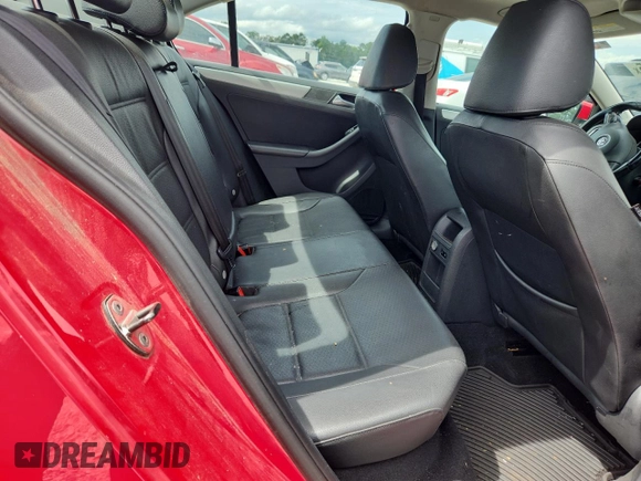 2013 Volkswagen Jetta SE with VIN 3VWDP7AJXDM357179, listed as a Copart auction lot 60118645 with 210,850 mi miles and Clean title. Bid and sale history available at DreamBid. Image 10.