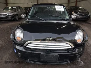 2010 MINI Hardtop with VIN WMWMF3C53ATZ66316, listed as a IAAI auction lot 42142901 with 57,510 mi miles and . Bid and sale history available at DreamBid. Image 12.