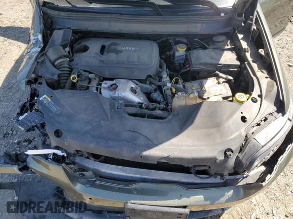 2019 Jeep Cherokee Limited z VIN 1C4PJMDN7KD179111, wystawiony jako Copart lot #55577595 z przebiegiem 104 392 mil mil oraz Szkoda całkowita • Salvage title. Historia ofert i sprzedaży dostępna na DreamBid. Obrazek 12.