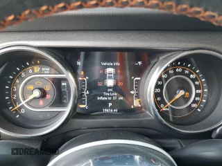 2023 Jeep Gladiator Mojave with VIN 1C6JJTEG8PL569249, listed as a Copart auction lot 53398865 with 19,416 mi miles and Salvage title. Bid and sale history available at DreamBid. Image 9.