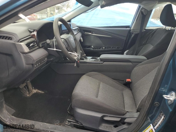 2025 Toyota Camry LE with VIN 4T1DAACK1SU533368, listed as a Copart auction lot 49908085 with 5,265 mi miles and Salvage Title. Bid and sale history available at carsss.com. Image 7.
