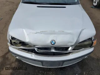 2005 BMW 3 Series 325i with VIN WBAET37475NJ89891, listed as a Copart auction lot 47882295 with 171,271 mi miles and Salvage Title. Bid and sale history available at carsss.com. Image 12.