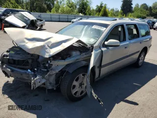 2002 Volvo V70 с VIN YV1SW53D322238798, выставлен на аукционе Copart как лот 65930964 с пробегом 120 010 миль миль и Списание • Salvage title. История ставок и продаж доступна на DreamBid. Изображение 1.
