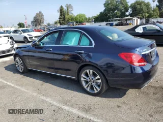 2018 Mercedes-Benz C 300 z VIN 55SWF4JB2JU264063, wystawiony jako Copart lot #55316235 z przebiegiem Nie podano mil oraz Szkoda całkowita • Salvage title. Historia ofert i sprzedaży dostępna na DreamBid. Obrazek 2.