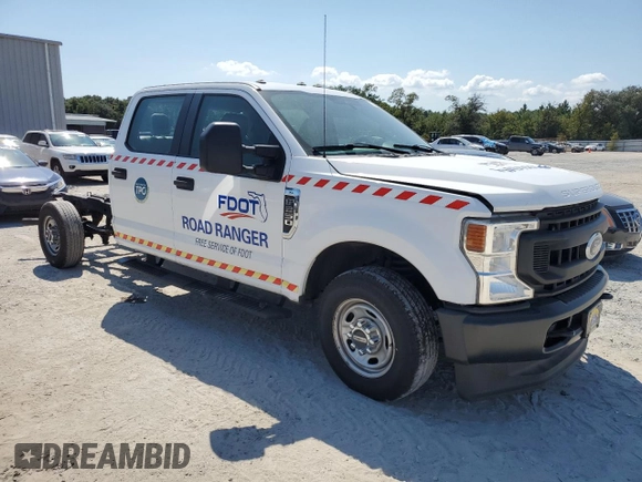 2021 Ford Super Duty F-250 SRW XL with VIN 1FD7W2A67MEC18050, listed as a Copart auction lot 72878244 with 580,056 mi miles and Non Repairable. Bid and sale history available at carsss.com. Image 4.