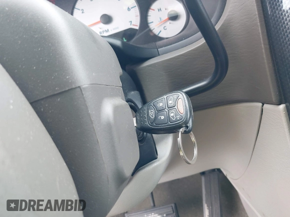 2006 Dodge Grand Caravan SXT z VIN 2D4GP44L56R908659, wystawiony jako IAAI lot #42382993 z przebiegiem 141 088 mil mil oraz . Historia ofert i sprzedaży dostępna na DreamBid. Obrazek 11.
