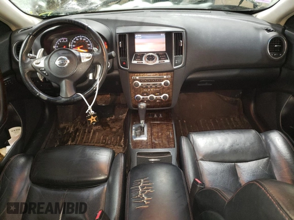 2009 Nissan Maxima S z VIN 1N4AA51EX9C823853, wystawiony jako Copart lot #43222645 z przebiegiem 106 991 mil mil oraz Szkoda całkowita • Salvage title. Historia ofert i sprzedaży dostępna na DreamBid. Obrazek 8.