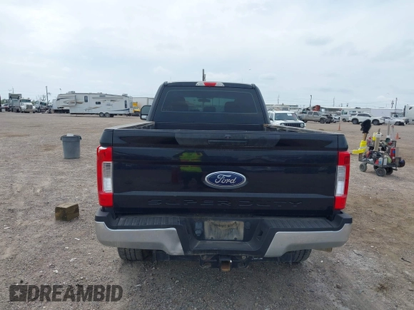 2017 Ford Super Duty F-250 SRW Lariat with VIN 1FT7W2BT9HEE94910, listed as a IAAI auction lot 42061321 with 265,615 mi miles. Bid and sale history available at carsss.com. Image 16.
