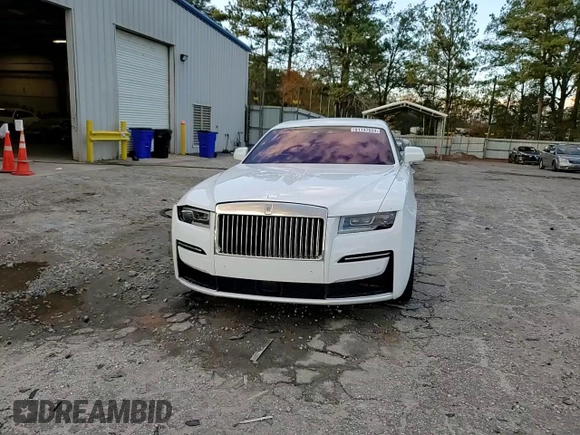 2021 Rolls-Royce Ghost z VIN SCATV0C09MU204490, wystawiony jako Copart lot #81747624 z przebiegiem Nie podano mil oraz Szkody całkowita. Historia ofert i sprzedaży dostępna na DreamBid. Obrazek 13.