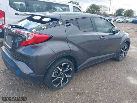 2022 Toyota C-HR XLE with VIN NMTKHMBXXNR140935, listed as a IAAI auction lot 41265749 with 30,173 mi miles. Bid and sale history available at carsss.com. Image 4.