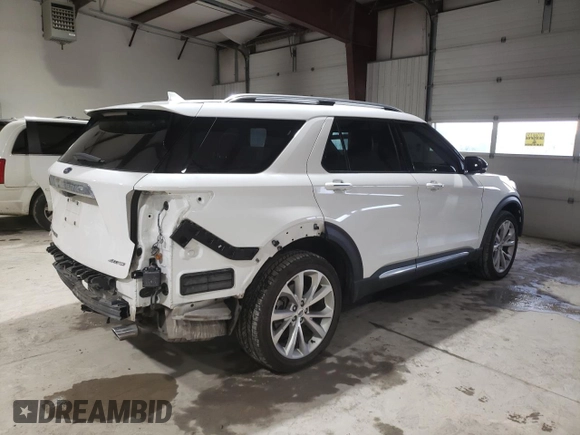 2022 Ford Explorer Platinum with VIN 1FM5K8HW1NNA08296, listed as a Copart auction lot 84750084 with 42,879 mi miles and Salvage Title. Bid and sale history available at carsss.com. Image 3.