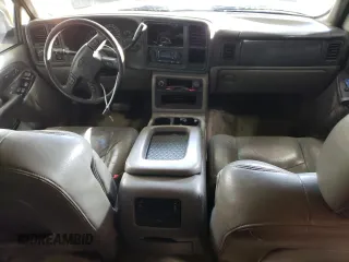 2003 Chevrolet Tahoe LS with VIN 1GNEK13Z83R226195, listed as a Copart auction lot 44270635 with 237,295 mi miles and Clean Title. Bid and sale history available at carsss.com. Image 8.