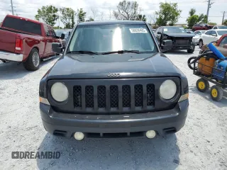 2014 Jeep Patriot Sport with VIN 1C4NJPBA6ED506191, listed as a Copart auction lot 58038405 with 182,191 mi miles and Clean title. Bid and sale history available at DreamBid. Image 5.