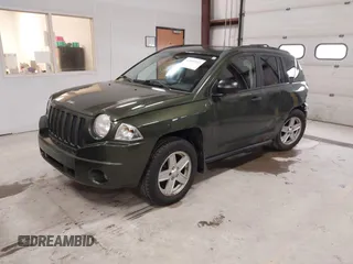 2008 Jeep Compass Sport with VIN 1J8FF47W28D534267, listed as a IAAI auction lot 42009243 with 122,720 mi miles and . Bid and sale history available at carsss.com. Image 2.