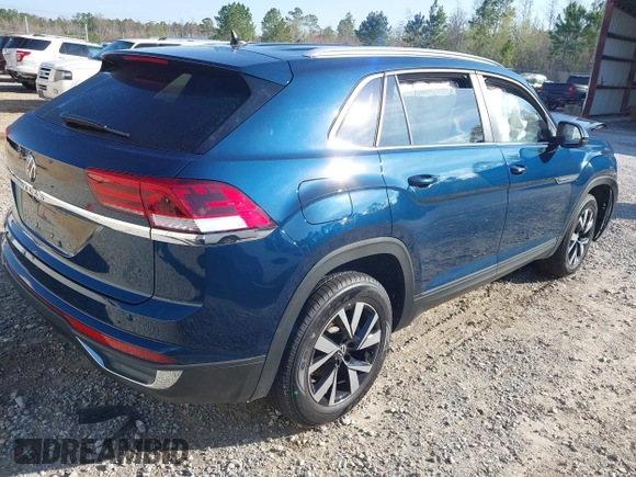 2022 Volkswagen Atlas SE with VIN 1V2DC2CA5NC222241, listed as a IAAI auction lot 41767069 with 45,915 mi miles and . Bid and sale history available at DreamBid. Image 4.