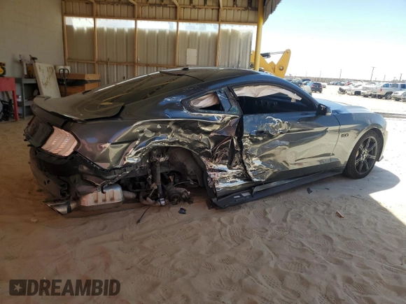 2019 Ford Mustang GT z VIN 1FA6P8CF8K5182790, wystawiony jako Copart lot #57271095 z przebiegiem 700 038 mil mil oraz Szkody całkowita. Historia ofert i sprzedaży dostępna na DreamBid. Obrazek 3.