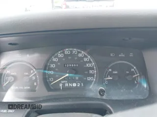 1995 Ford Crown Victoria с VIN 2FALP73W7SX173882, выставлен на аукционе IAAI как лот 42459860 с пробегом 125 958 миль миль и . История ставок и продаж доступна на DreamBid. Изображение 7.