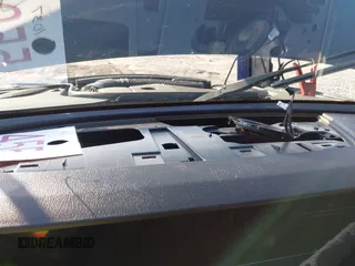 2020 Mercedes-Benz E 350 z VIN WDDZF8DBXLA708289, wystawiony jako IAAI lot #41486627 z przebiegiem Nie podano mil oraz . Historia ofert i sprzedaży dostępna na DreamBid. Obrazek 13.