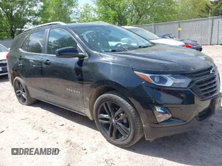 2021 Chevrolet Equinox LT z VIN 2GNAXUEV0M6136256, wystawiony jako IAAI lot #42266154 z przebiegiem 48 624 mil mil oraz . Historia ofert i sprzedaży dostępna na DreamBid. Obrazek 1.