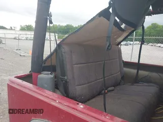 2000 Jeep Wrangler Sport with VIN 1J4FA49S2YP764321, listed as a IAAI auction lot 42385965 with Not provided miles and . Bid and sale history available at DreamBid. Image 8.