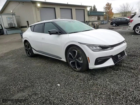 2022 Kia EV6 GT-Line with VIN KNDC4DLC6N5035327, listed as a Copart auction lot 85954264 with 0 mi miles and Salvage Title. Bid and sale history available at carsss.com. Image 10.