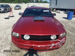 2007 Ford Mustang Deluxe с VIN 1ZVFT80N075240641, выставлен на аукционе Copart как лот 59951355 с пробегом 120 459 миль миль и Списание • Salvage title. История ставок и продаж доступна на DreamBid. Изображение 5.