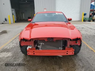 2013 Ford Mustang V6 z VIN 1ZVBP8AM1D5223156, wystawiony jako Copart lot #54687355 z przebiegiem 134 447 mil mil oraz Szkoda całkowita • Salvage title. Historia ofert i sprzedaży dostępna na DreamBid. Obrazek 5.