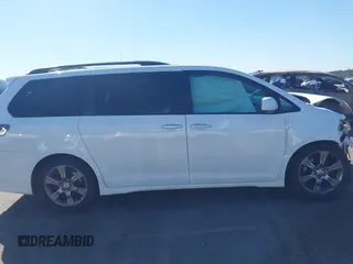 2015 Toyota Sienna SE with VIN 5TDXK3DC4FS566084, listed as a IAAI auction lot 41777561 with 153,002 mi miles and . Bid and sale history available at carsss.com. Image 14.