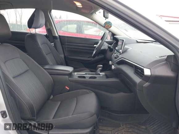 2020 Nissan Altima S z VIN 1N4BL4BV5LC208609, wystawiony jako IAAI lot #41894171 z przebiegiem 88 658 mil mil oraz . Historia ofert i sprzedaży dostępna na DreamBid. Obrazek 5.