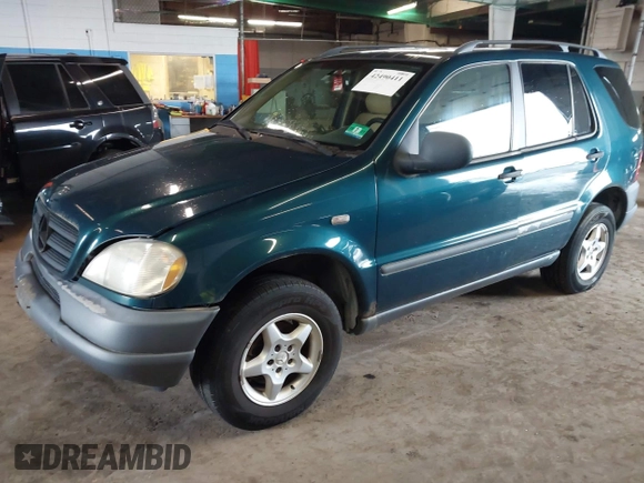 1998 Mercedes-Benz M 320/430/500 with VIN 4JGAB54EXWA007828, listed as a IAAI auction lot 42490411 with 215,980 mi miles and . Bid and sale history available at DreamBid. Image 2.