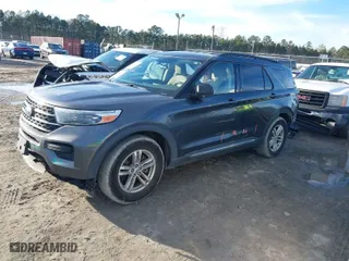 2020 Ford Explorer XLT with VIN 1FMSK7DH3LGC56491, listed as a IAAI auction lot 41628683 with 197,723 mi miles. Bid and sale history available at carsss.com. Image 2.