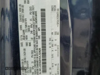 2017 Lincoln MKC Reserve z VIN 5LMCJ3D92HUL32426, wystawiony jako Copart lot #58650355 z przebiegiem 73 445 mil mil oraz Szkoda całkowita • Salvage title. Historia ofert i sprzedaży dostępna na DreamBid. Obrazek 12.