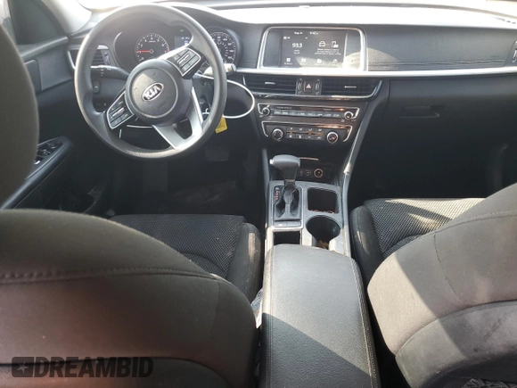 2020 Kia Optima LX with VIN 5XXGT4L3XLG407300, listed as a Copart auction lot 68158504 with 72,516 mi miles and Salvage title. Bid and sale history available at DreamBid. Image 8.