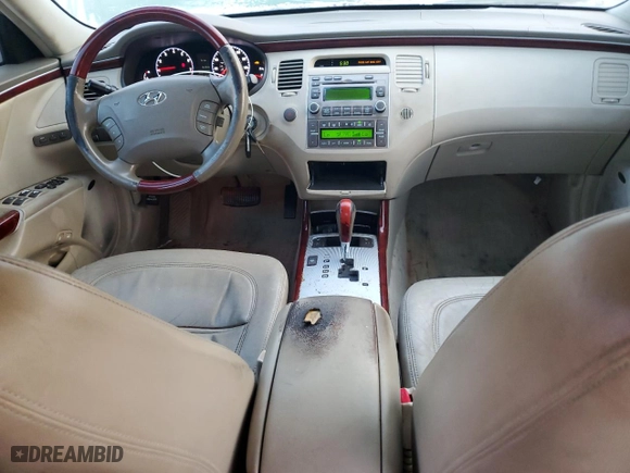 2007 Hyundai Azera SE with VIN KMHFC46F67A228508, listed as a Copart auction lot 71537224 with 123,218 mi miles and Salvage Title. Bid and sale history available at carsss.com. Image 8.