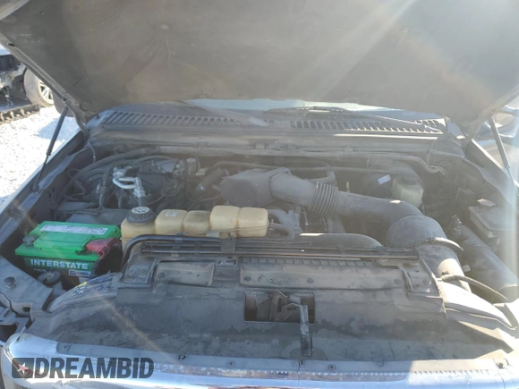 2002 Ford Excursion Limited z VIN 1FMNU42S92ED49689, wystawiony jako Copart lot #72948094 z przebiegiem 305 591 mil mil oraz Szkoda całkowita • Salvage title. Historia ofert i sprzedaży dostępna na DreamBid. Obrazek 12.